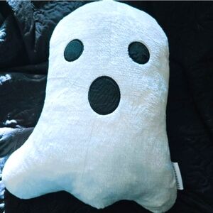 Nwot Viral Homesense Ghost-Themed Throw Blanket & 👻 Ghost Pillow